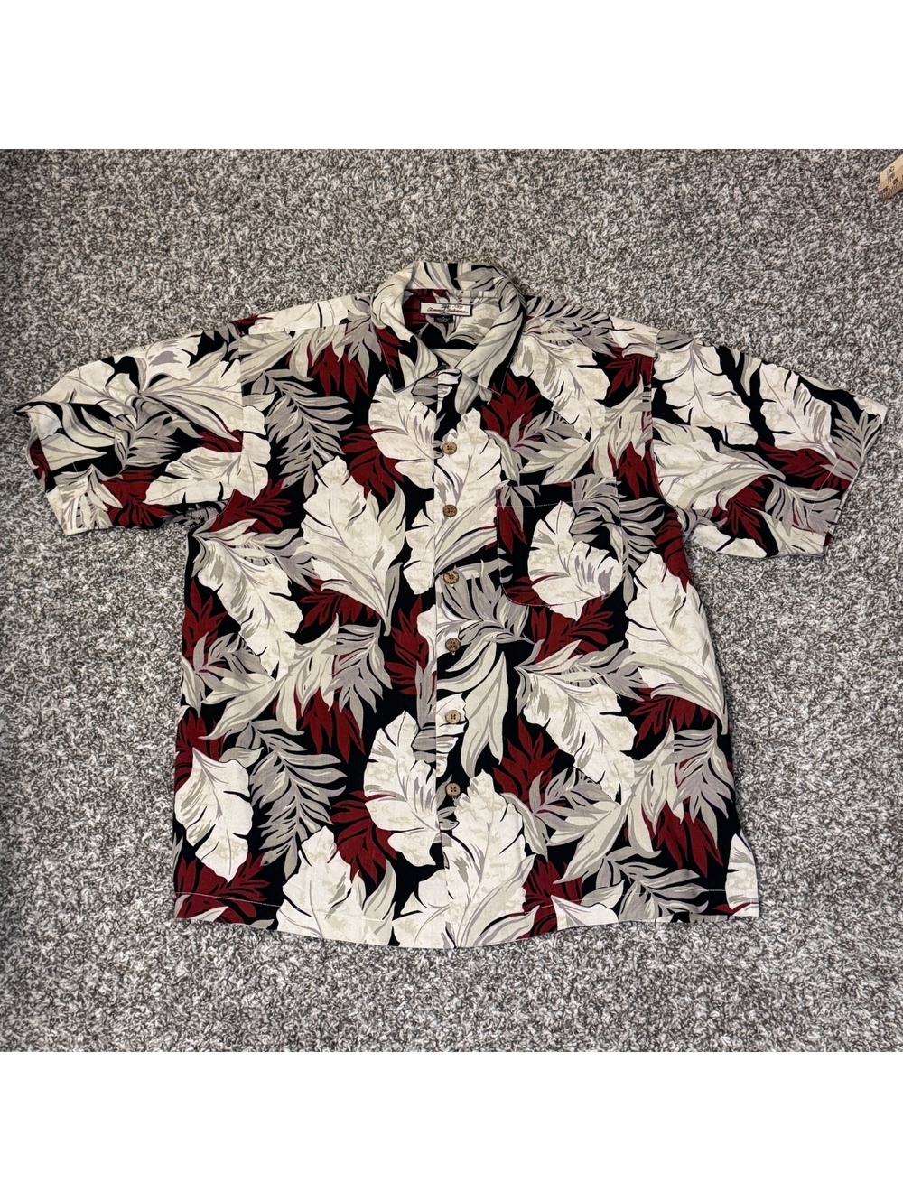 Vintage Tommy Bahama 100% Silk Hawaiian Shirt Floral Mens M